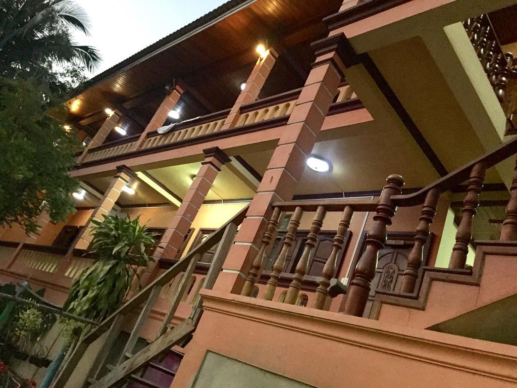 Bkc Villa Muang Pakbèng Exterior foto